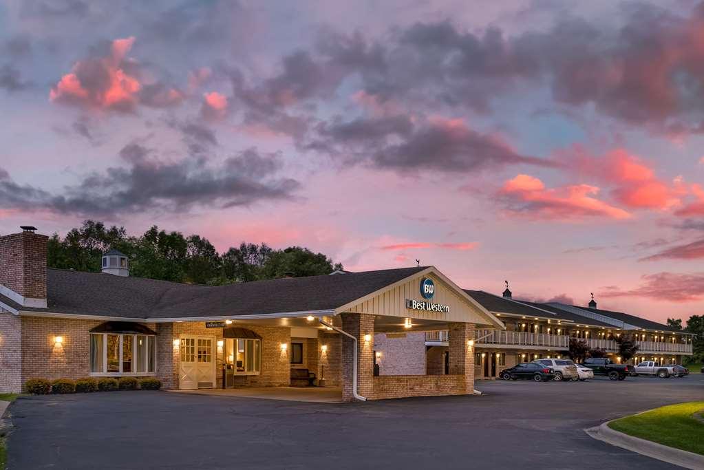 Best Western Of Hartland Exterior photo